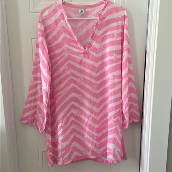 Whimsical Pink Chevron and Skulls Cover Up - Picture 1 of 5